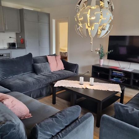 Hausvikstranda Lyngdal Bagian luar foto