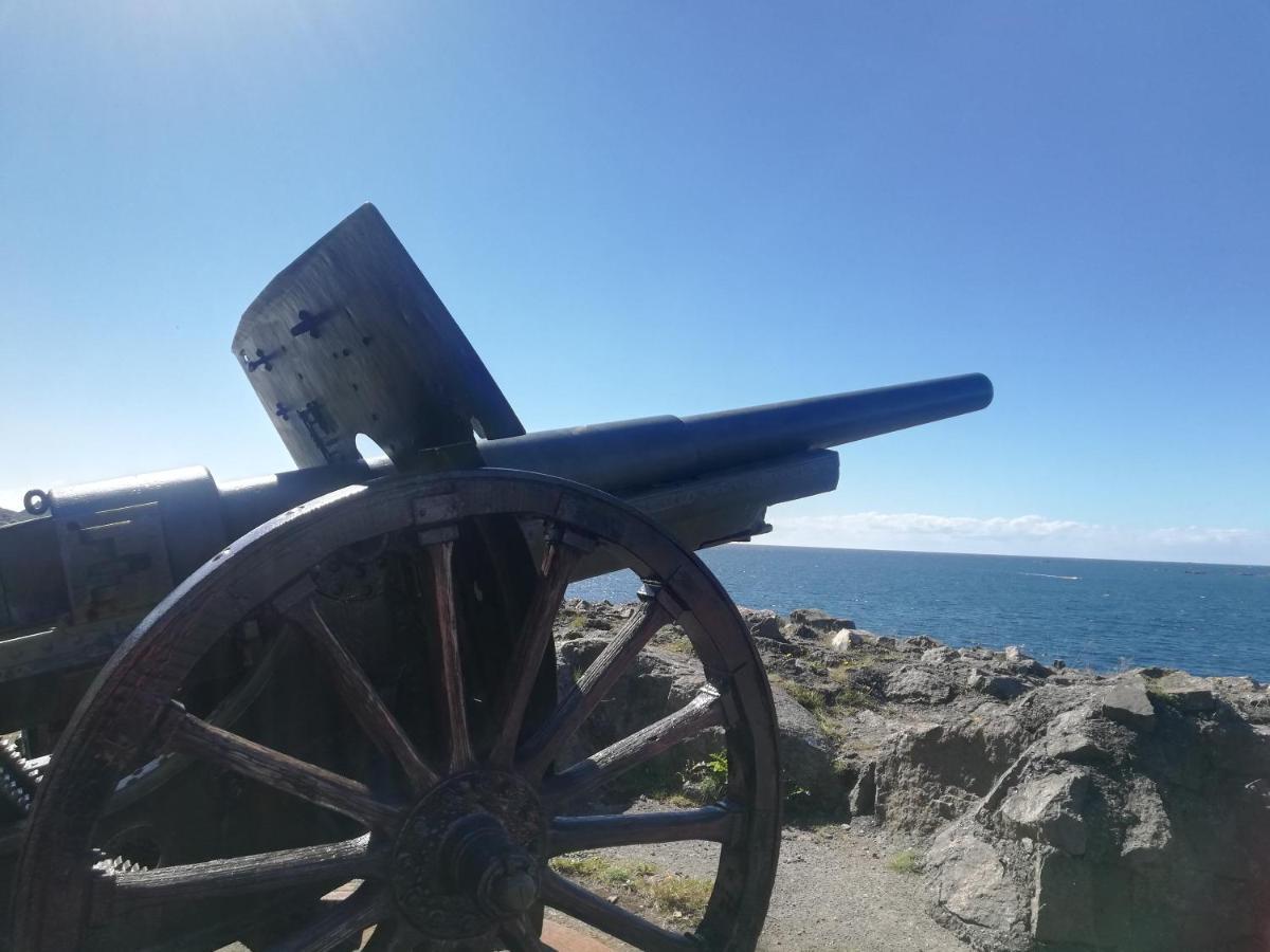 Hausvikstranda Lyngdal Bagian luar foto