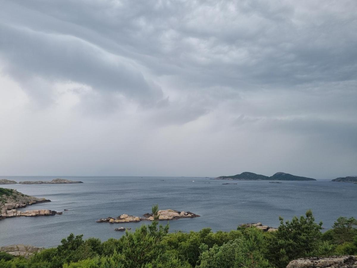 Hausvikstranda Lyngdal Bagian luar foto