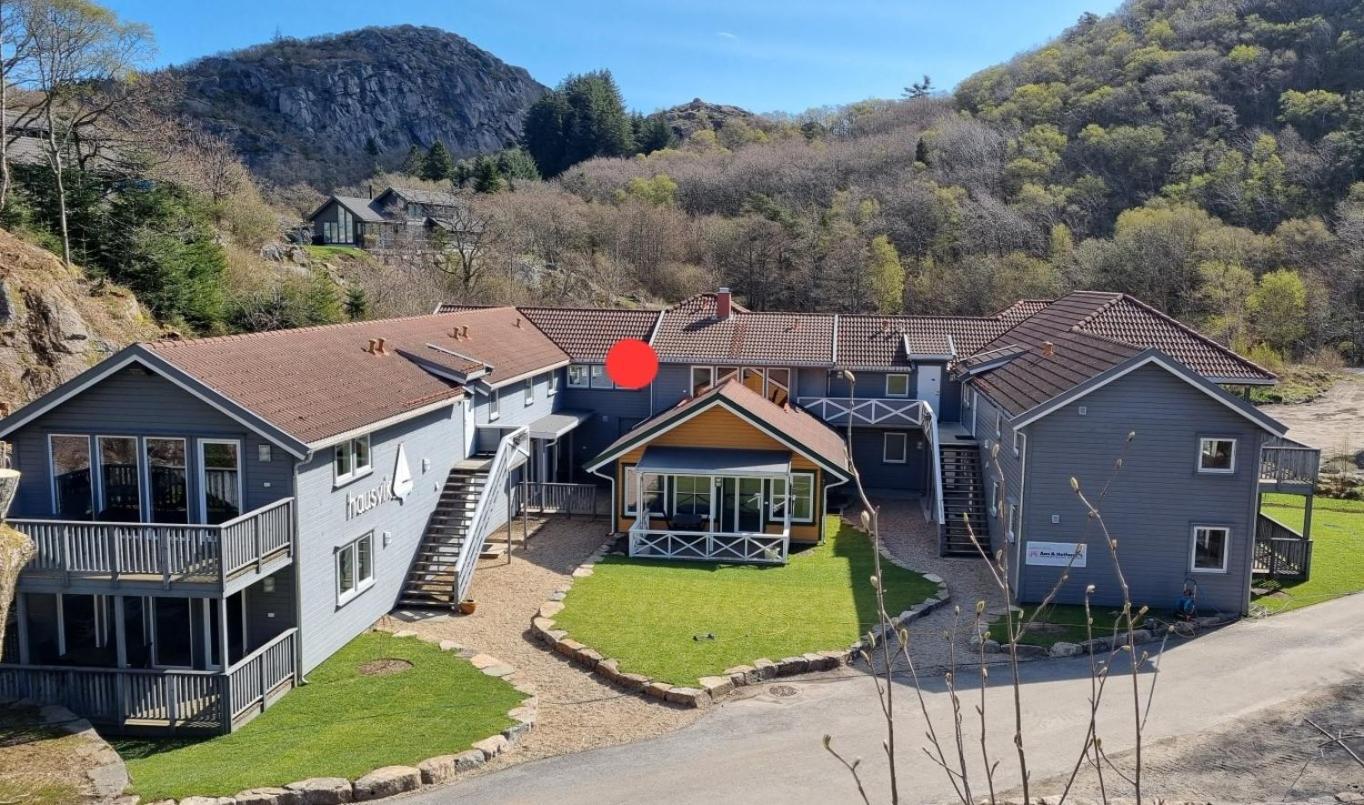 Hausvikstranda Lyngdal Bagian luar foto